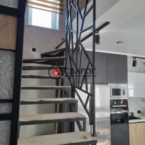 Каркас лестницы под зашивку 3