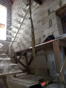 Лестница на монокосоуре с перилами из нержавейки"Тампере" фото4
