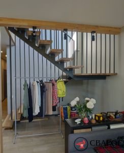 Лестница на монокосоуре с площадкой в стиле лофт "Пула"фото7
